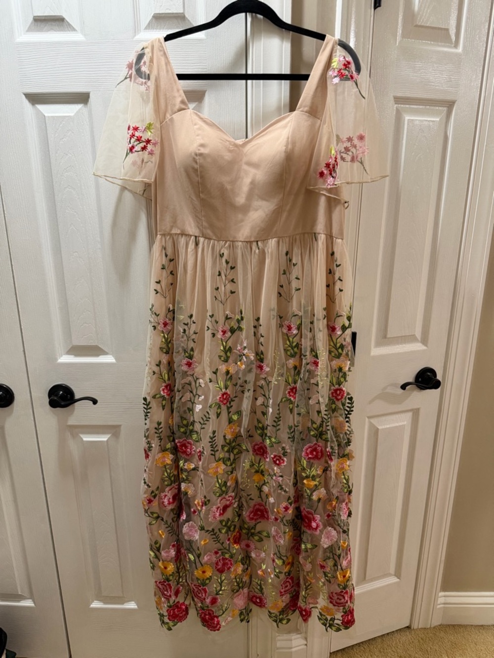 Floral Embroidered Tulle Midi Dress - Blush Pink